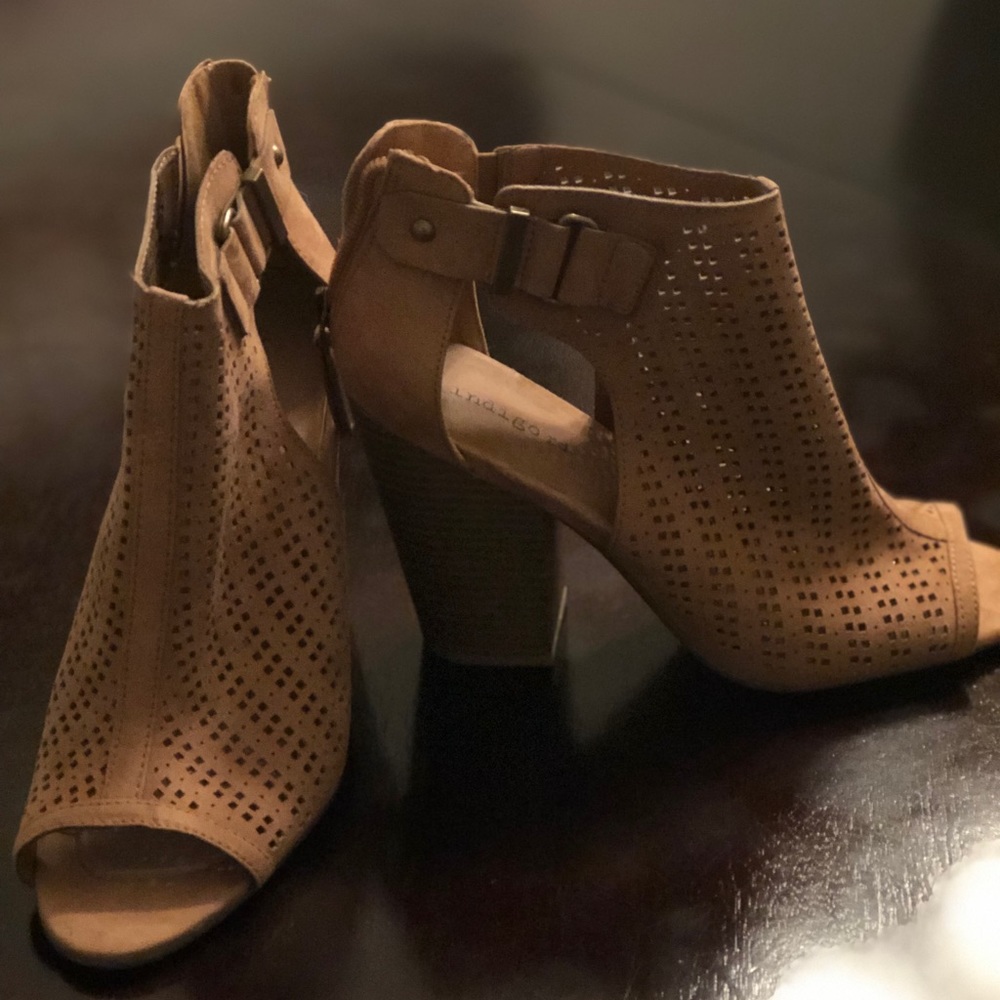 Brown sandal heels